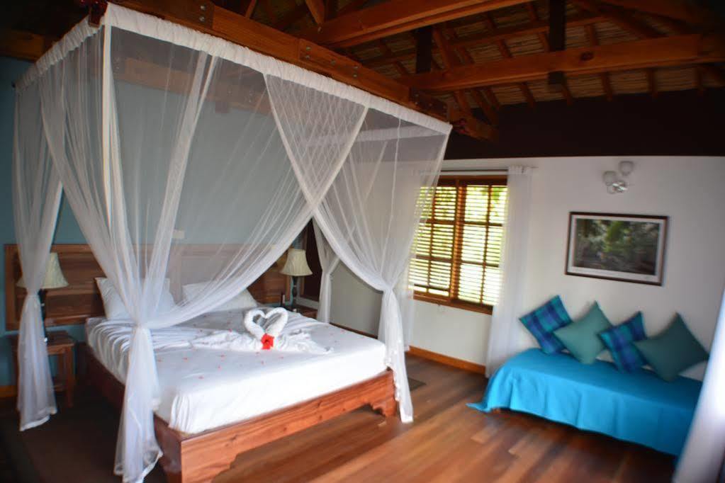 Heliconia Grove Villa Anse Volbert Village  Exterior photo